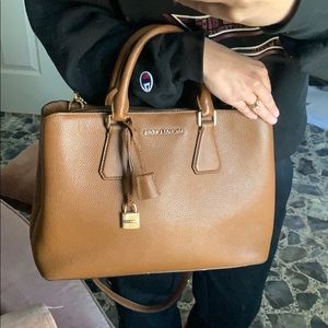 Michael Kors Purse With Wallet